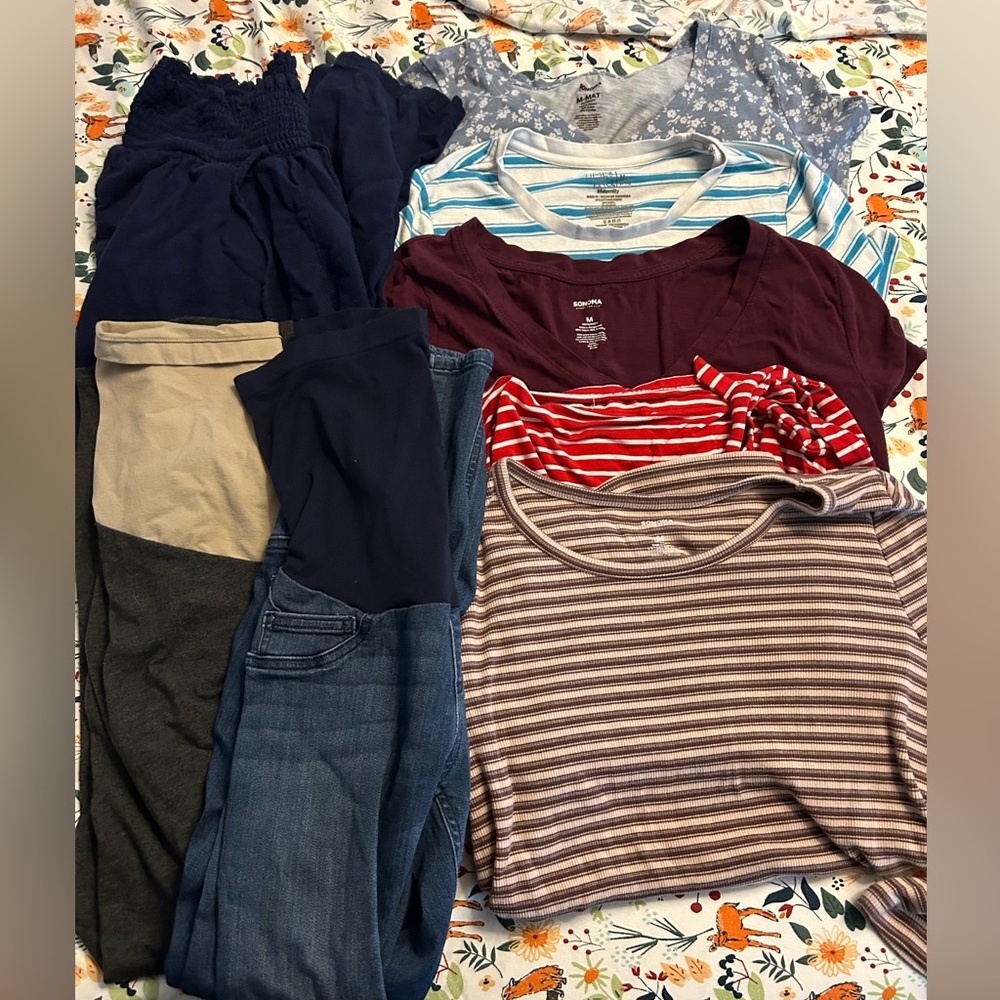 Size medium maternity bundle